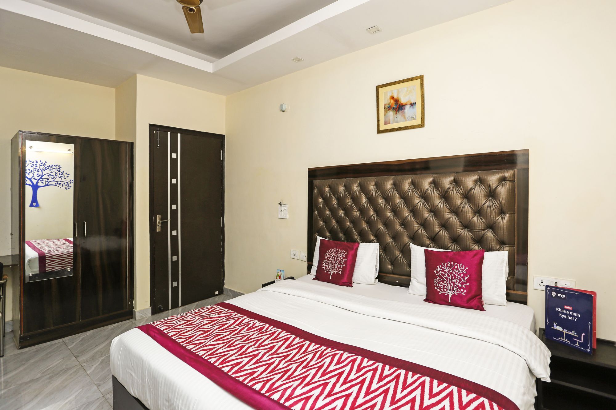 Hotel O Crosswinds Residency Indirapuram Exteriör bild