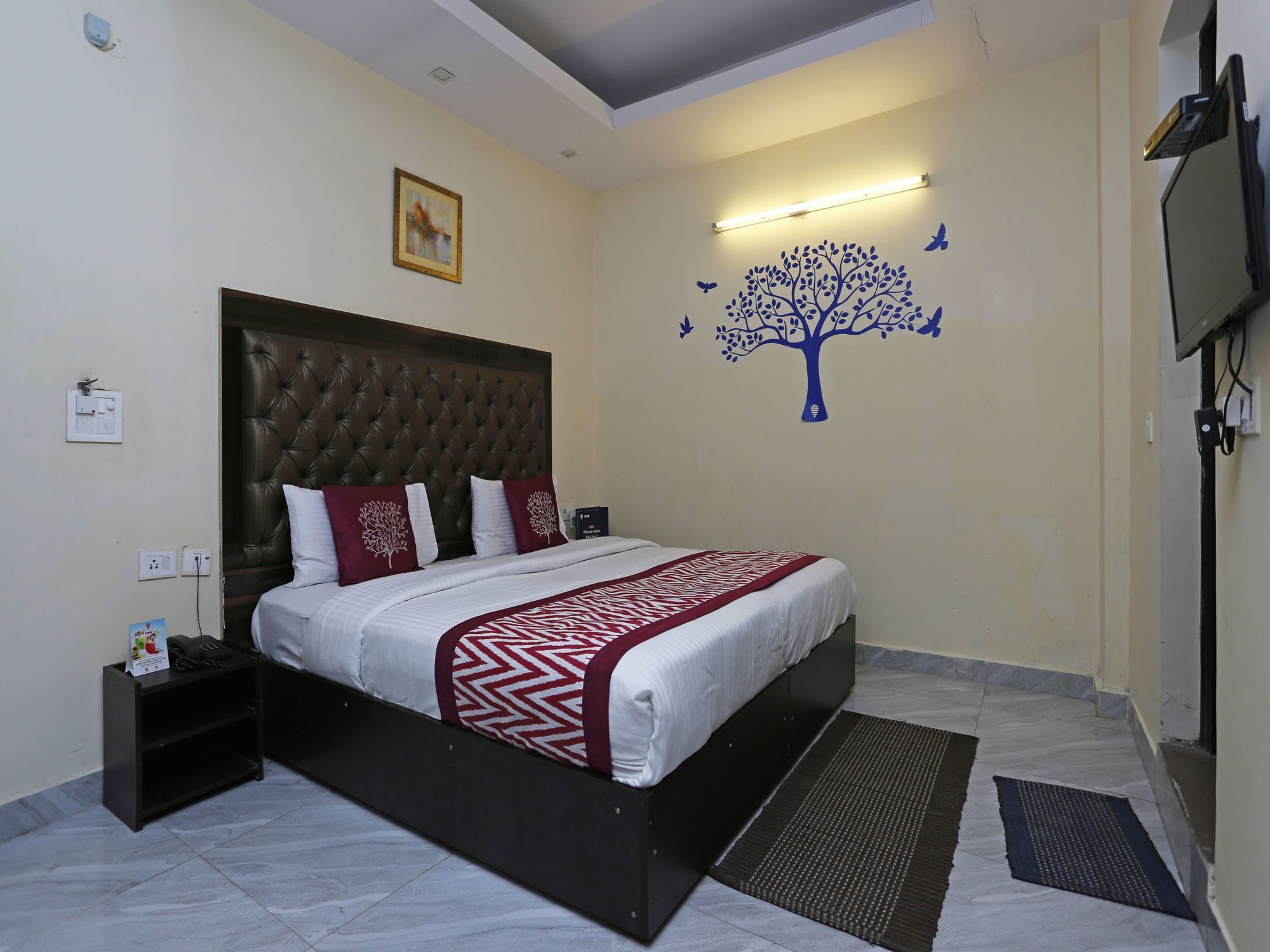 Hotel O Crosswinds Residency Indirapuram Exteriör bild